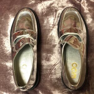 NWB Ego brand metallic silver loafers brand new didn’t fit